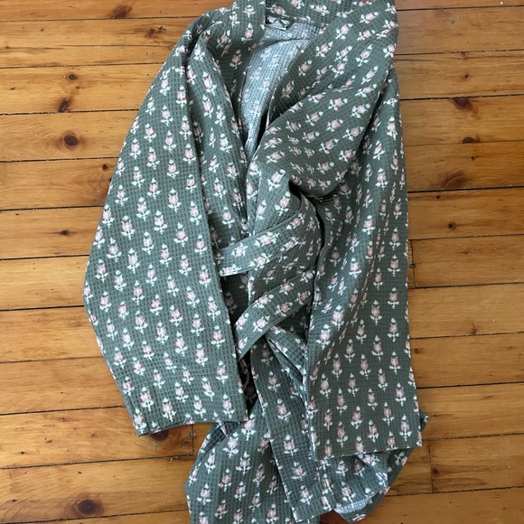 Sold - Picture 3 of 9